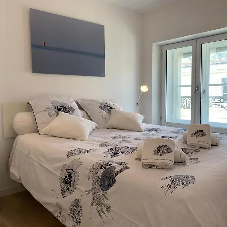 Le Ti Rochelais, Superbe Appart, Design, Cosy, Vieux-port Au Calme Appartement *